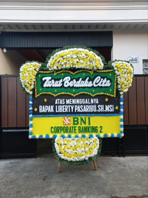 Papan Bunga Duka di Talasi
